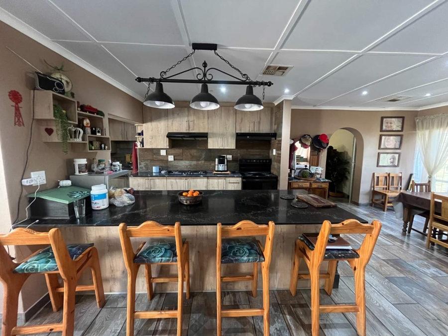 5 Bedroom Property for Sale in Blydeville Northern Cape